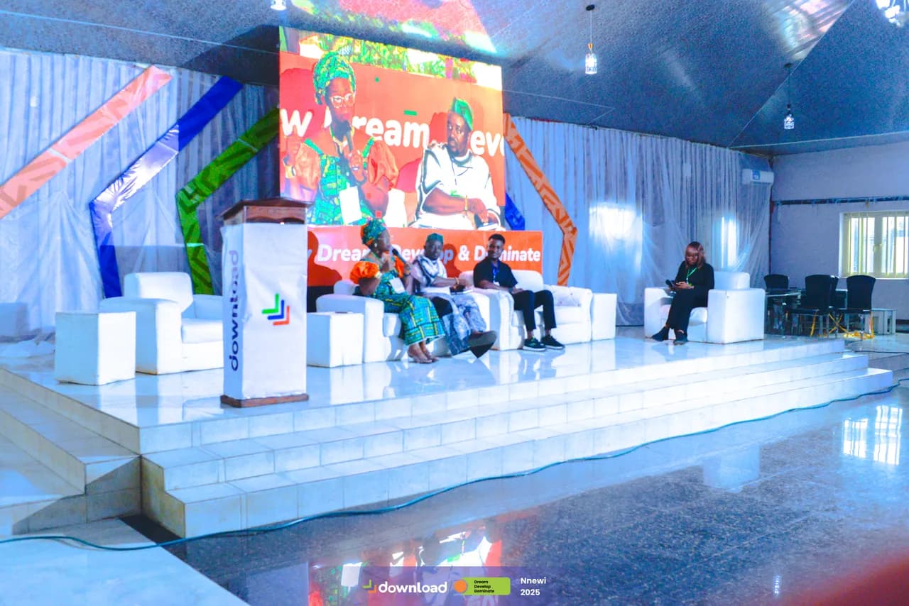 Startup pitch session